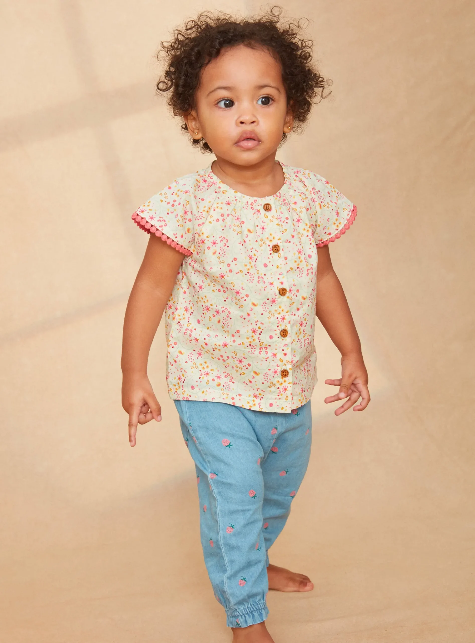 T-shirts & Shirts | T-shirts & Shirts-Sergent Major Beige floral blouse