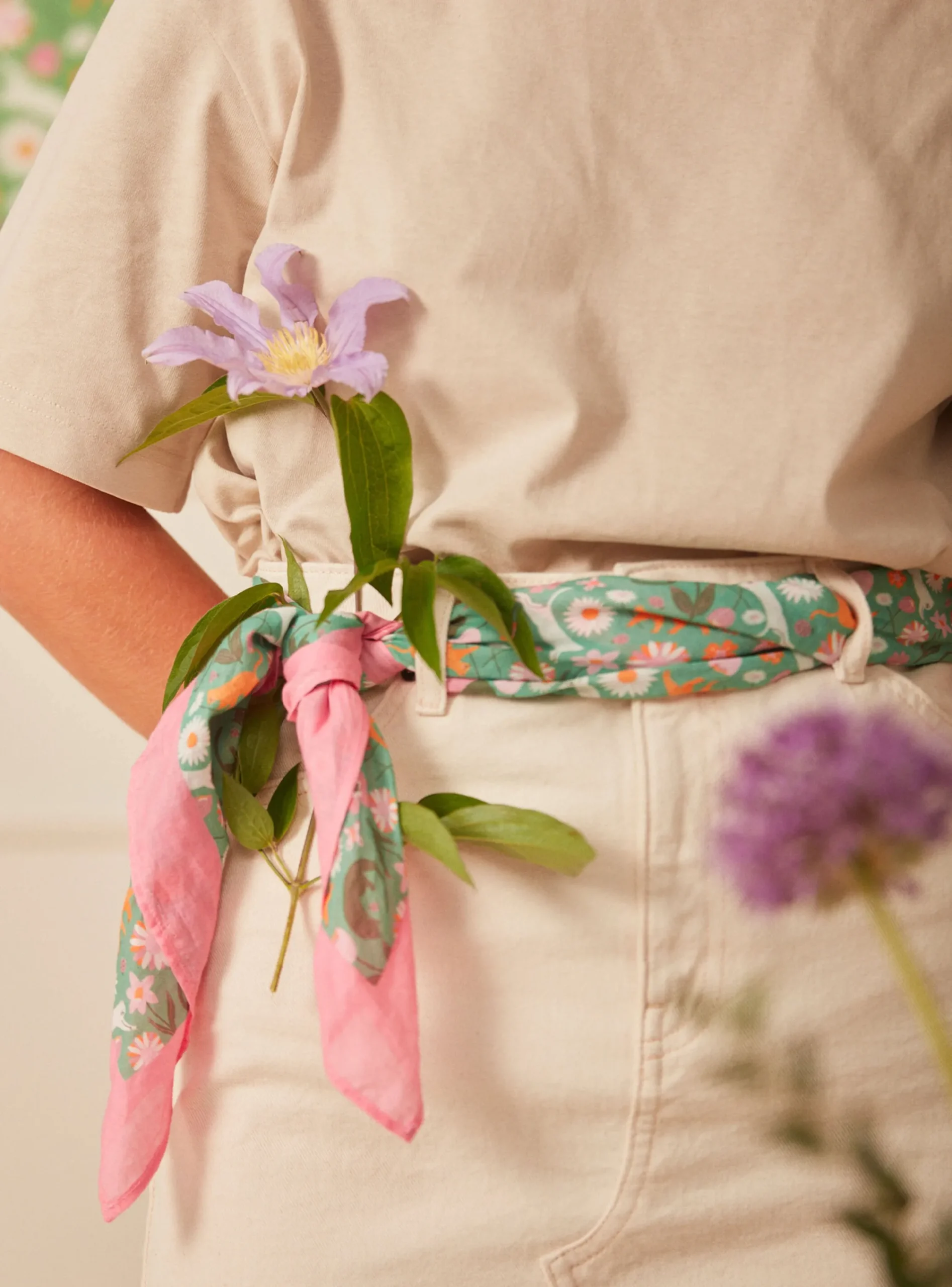 Hat, Scarf | Beany, Scarf, Gloves-Sergent Major Cat and flower print Scarf