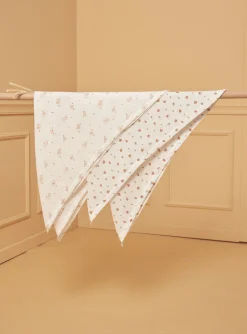 Sponge Tips, Nappies & Bibs-Sergent Major 2 ecru cotton gauze diapers