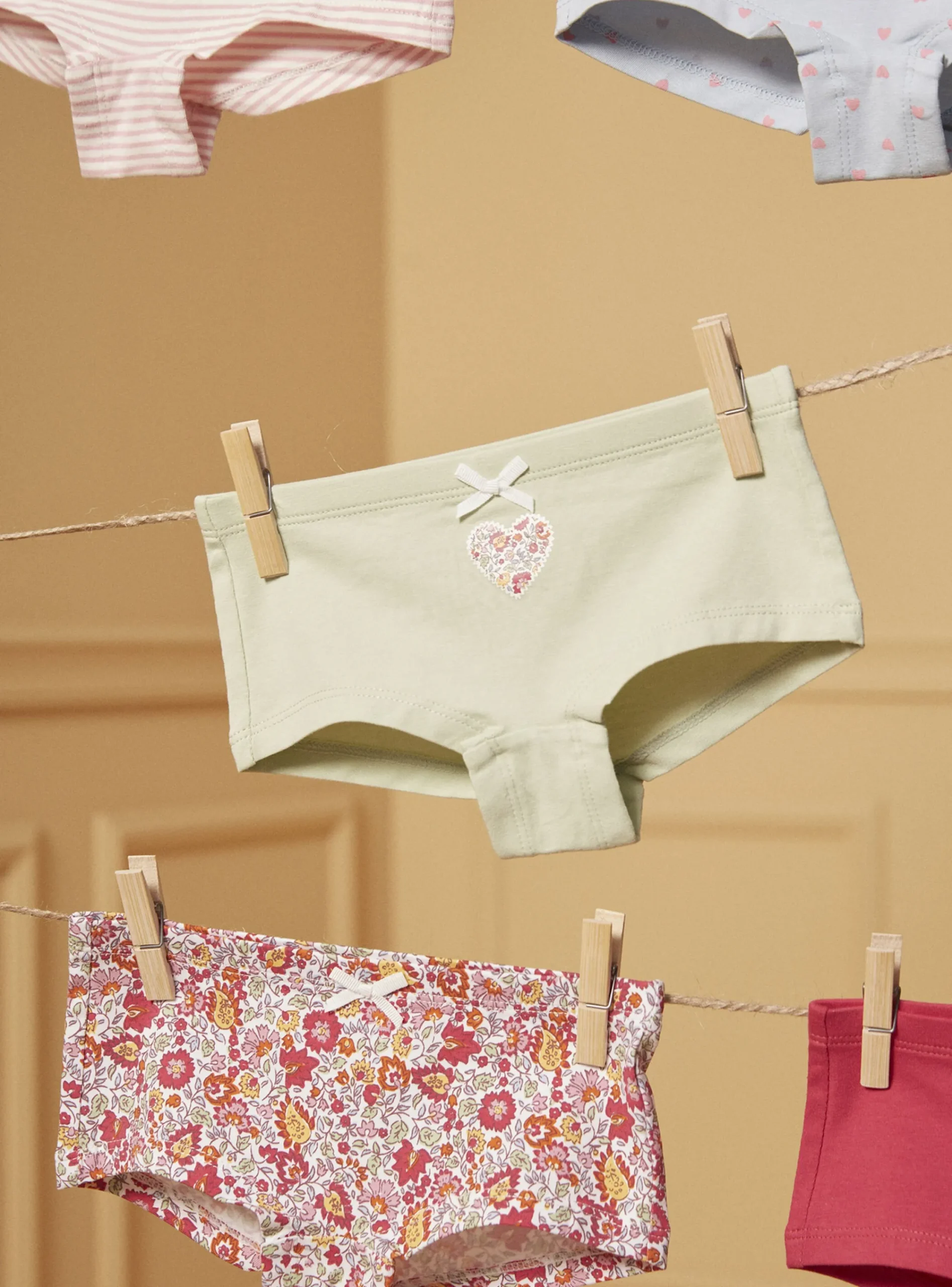 Underwear, Socks, Tights-Sergent Major Off white SHORTY