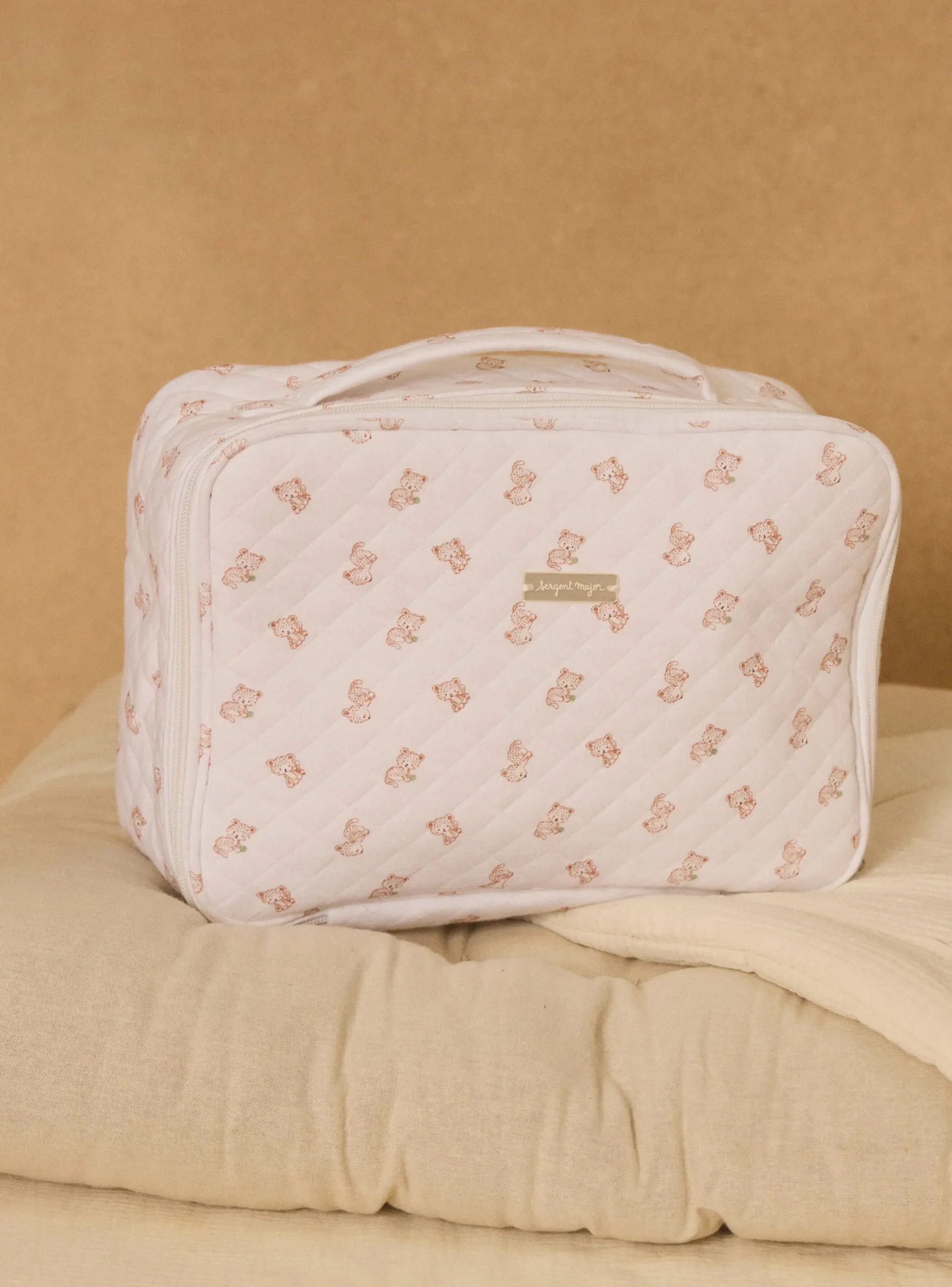 Childcare Accessories-Sergent Major White BABY CARE ACCESSORIES